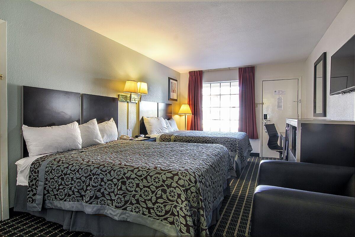 Days Inn By Wyndham Market Center Dallas Love Field Esterno foto